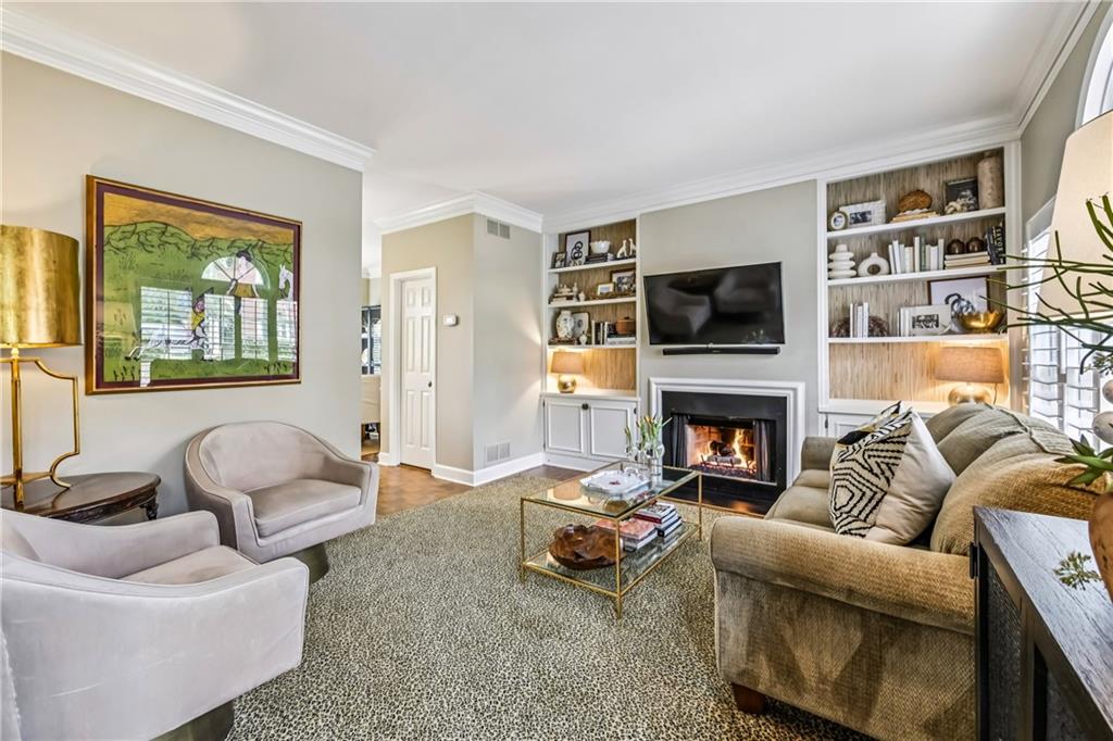 12 Honour Avenue NW Unit 9