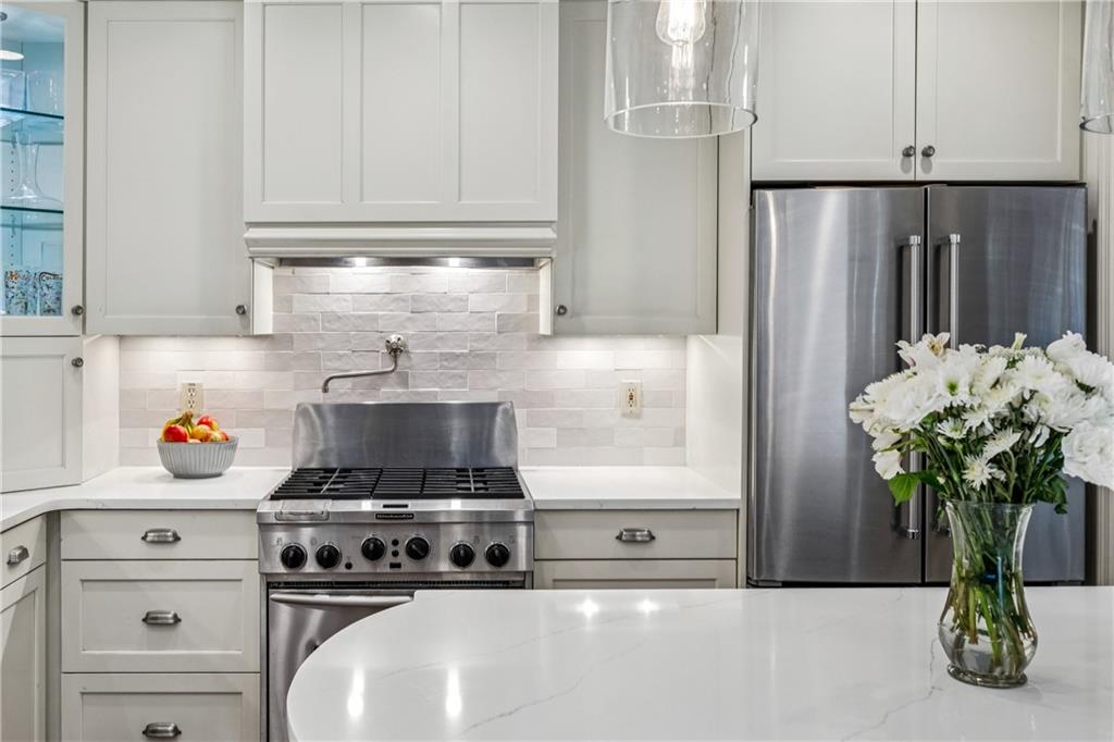 859 Stovall Boulevard NE