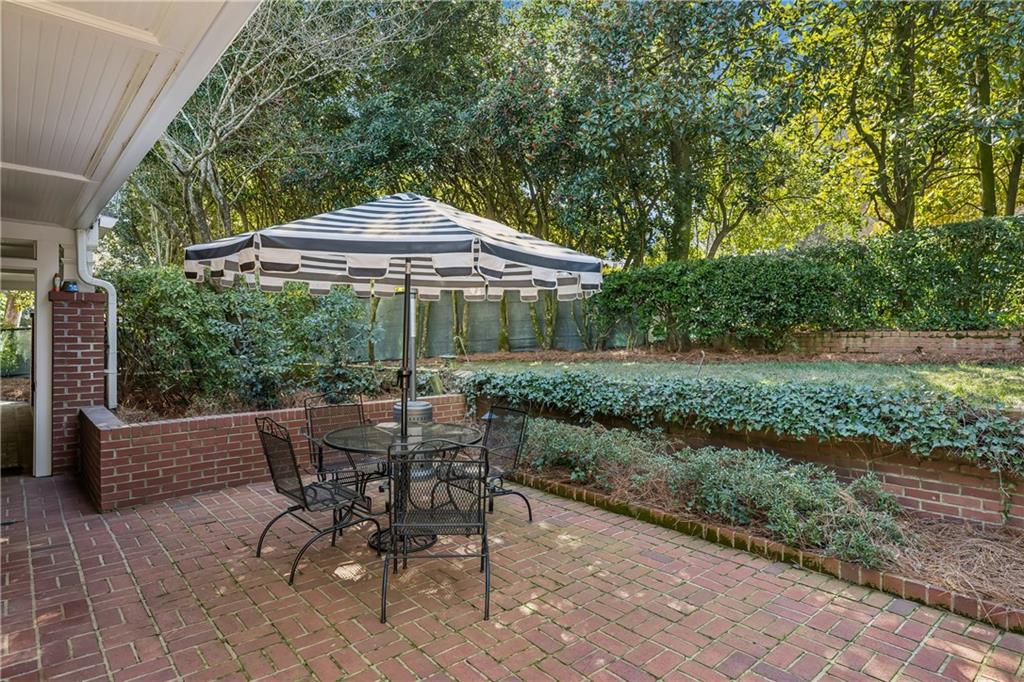 859 Stovall Boulevard NE