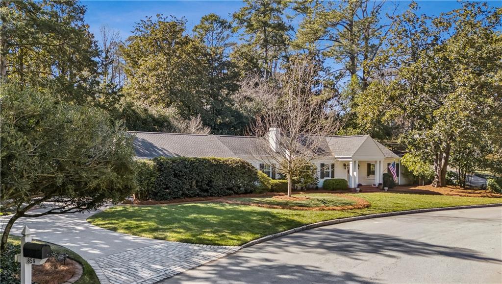 859 Stovall Boulevard NE