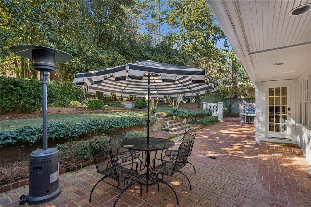 859 Stovall Boulevard NE