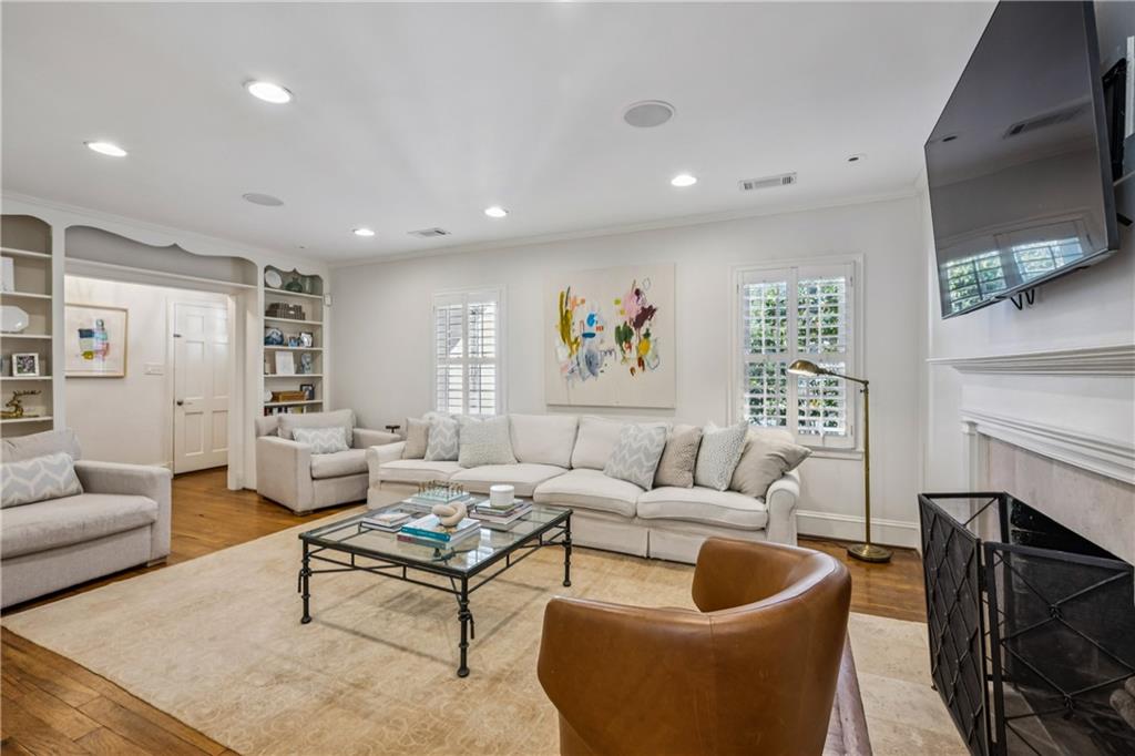 859 Stovall Boulevard NE