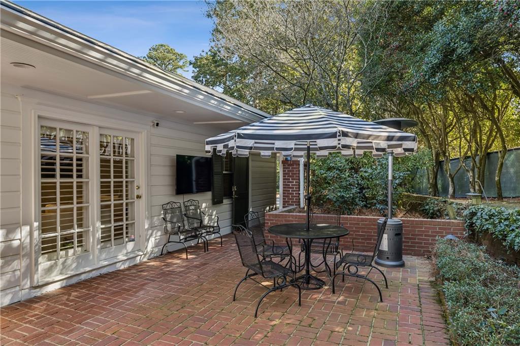 859 Stovall Boulevard NE