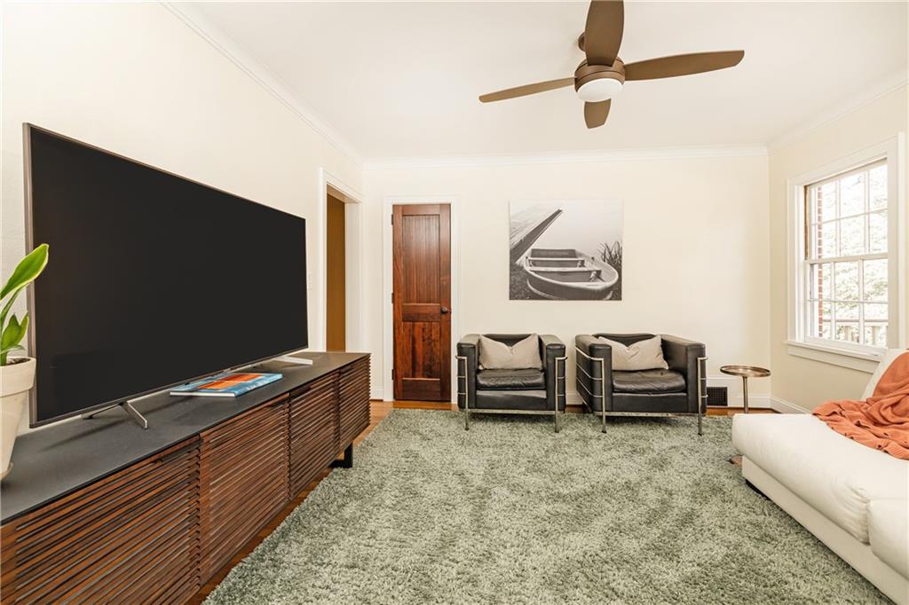 2653 Sharondale Circle NE