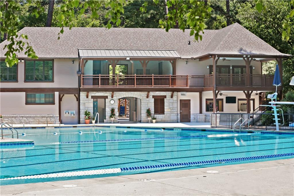 2653 Sharondale Circle NE