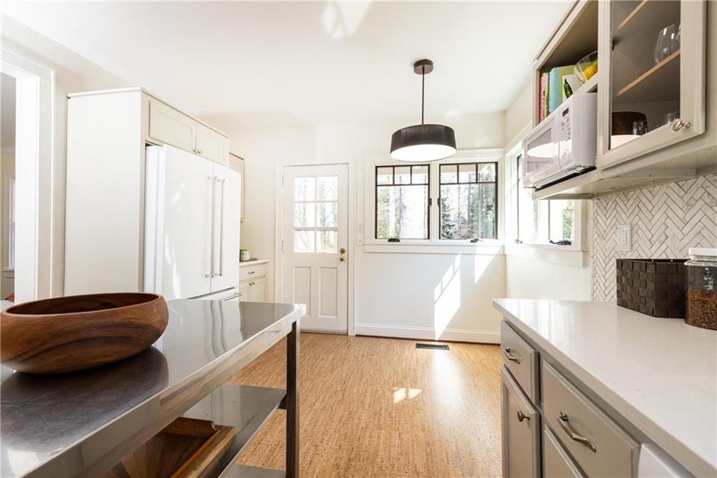 2653 Sharondale Circle NE