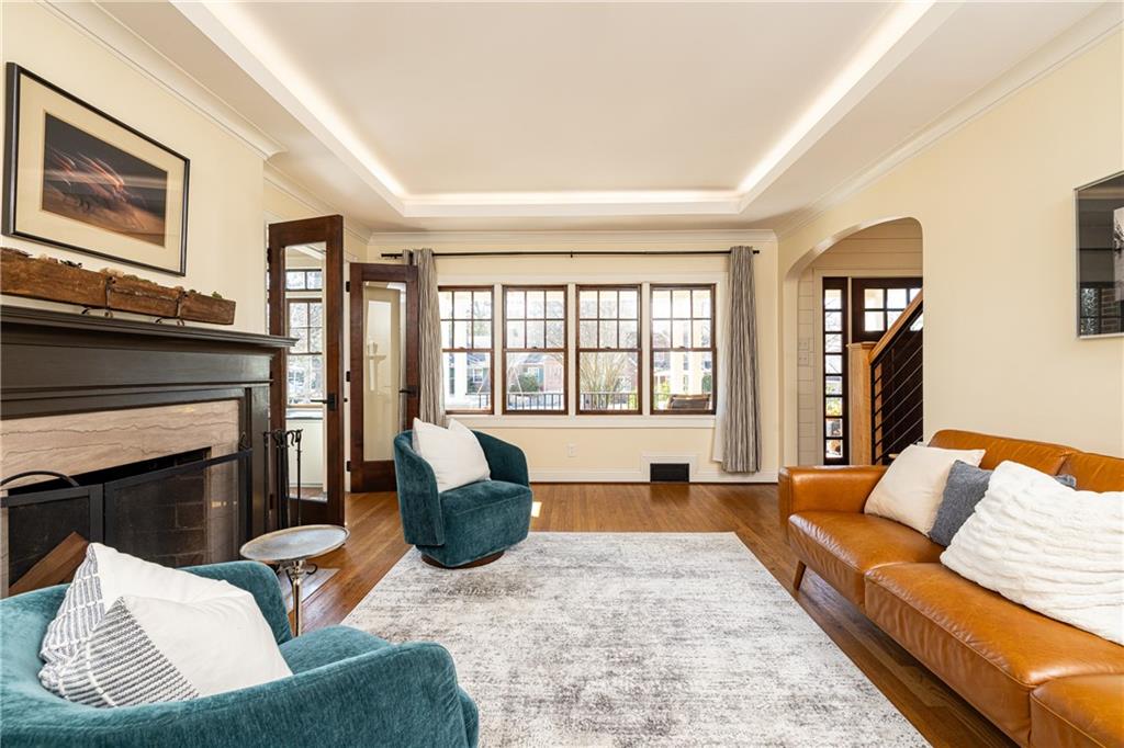 2653 Sharondale Circle NE