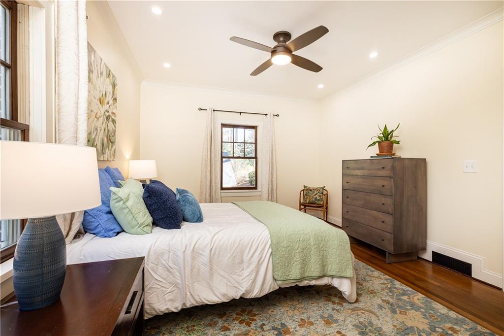 2653 Sharondale Circle NE