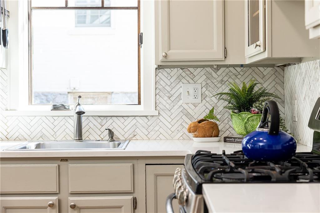 2653 Sharondale Circle NE