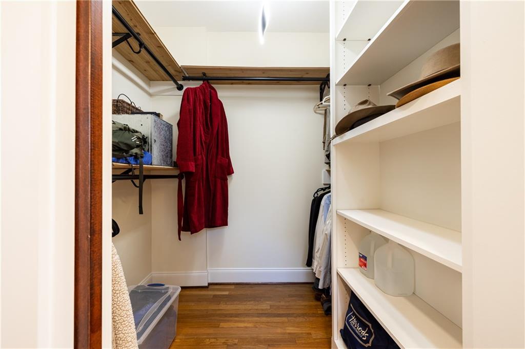 2653 Sharondale Circle NE