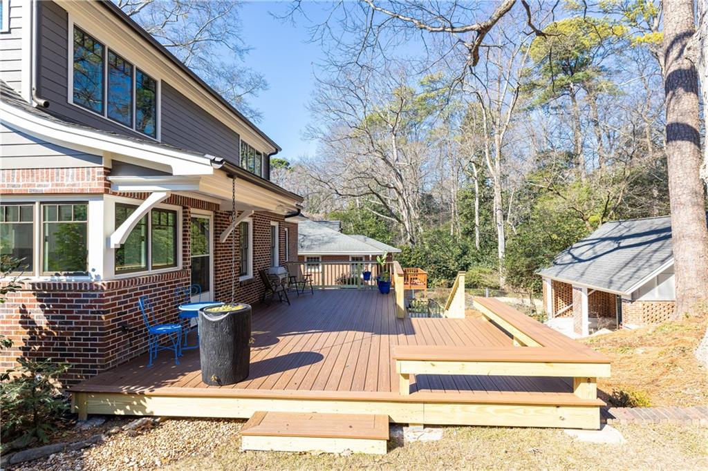 2653 Sharondale Circle NE