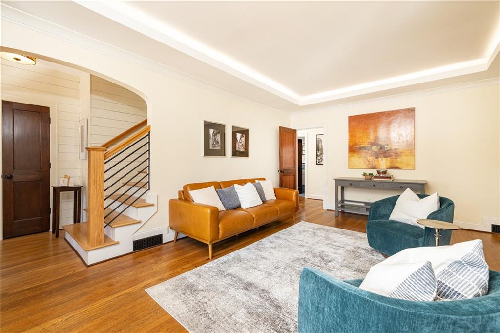 2653 Sharondale Circle NE