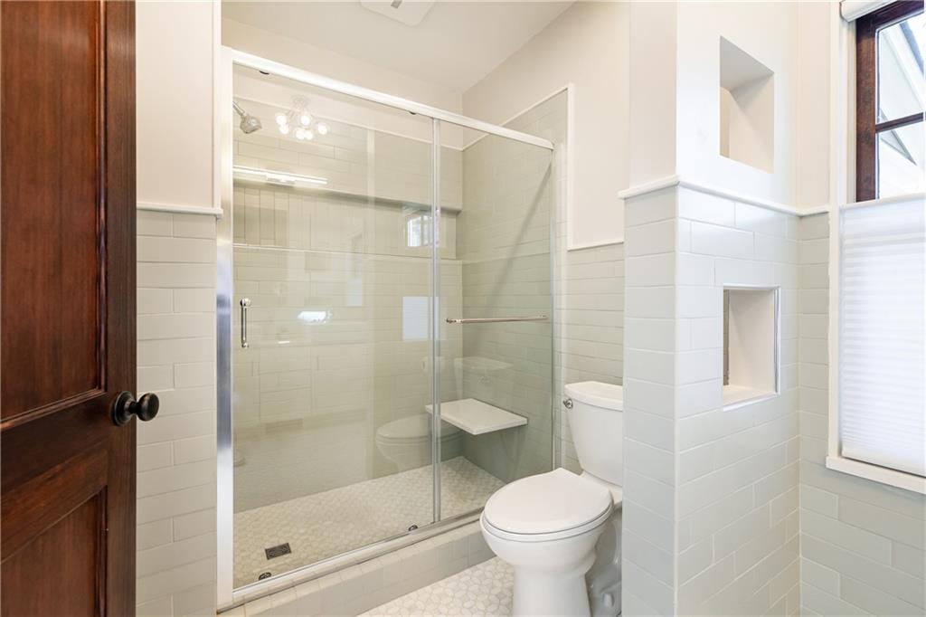 2653 Sharondale Circle NE