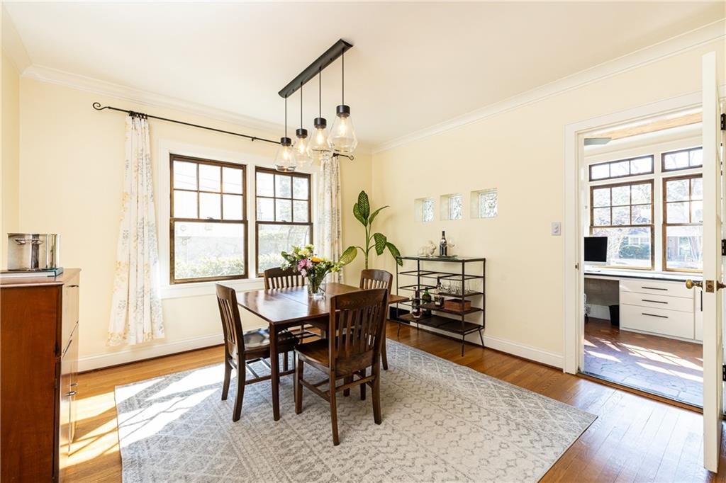 2653 Sharondale Circle NE