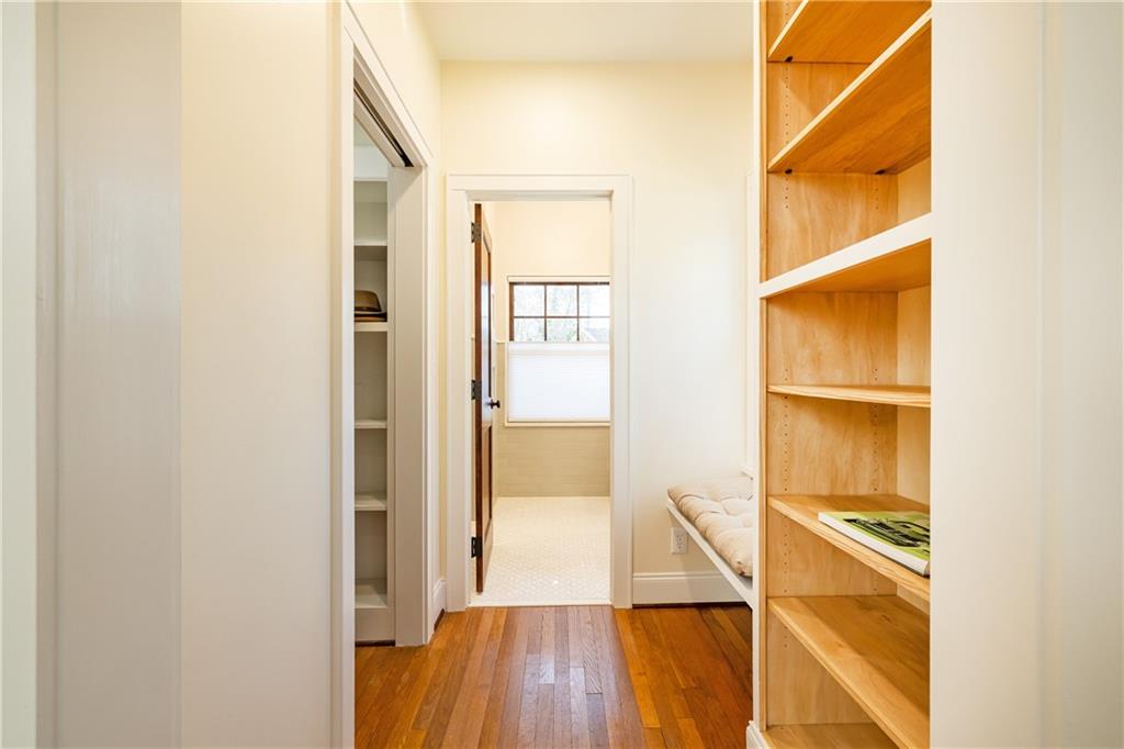 2653 Sharondale Circle NE