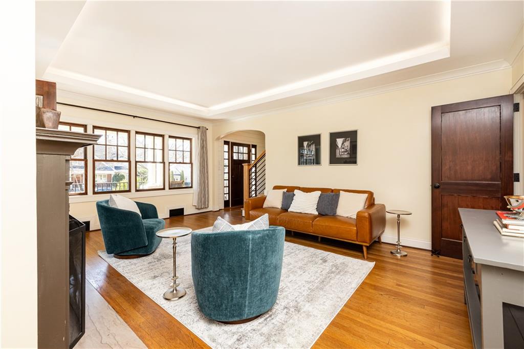 2653 Sharondale Circle NE