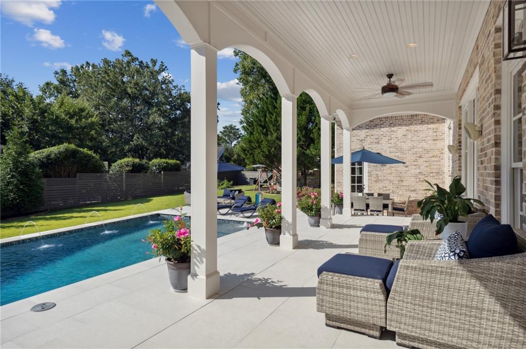 4141 Valley Creek Drive SE