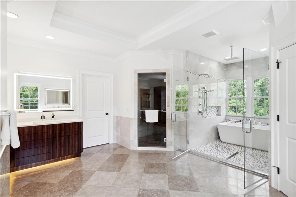 4141 Valley Creek Drive SE