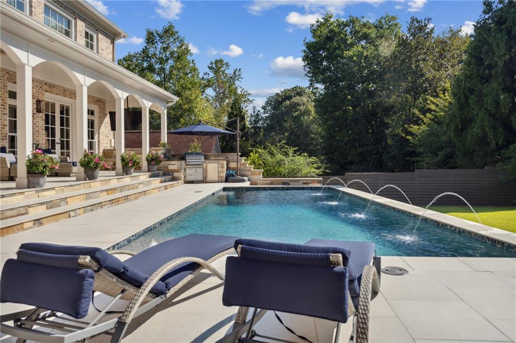 4141 Valley Creek Drive SE