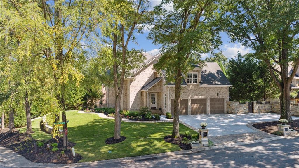 4141 Valley Creek Drive SE