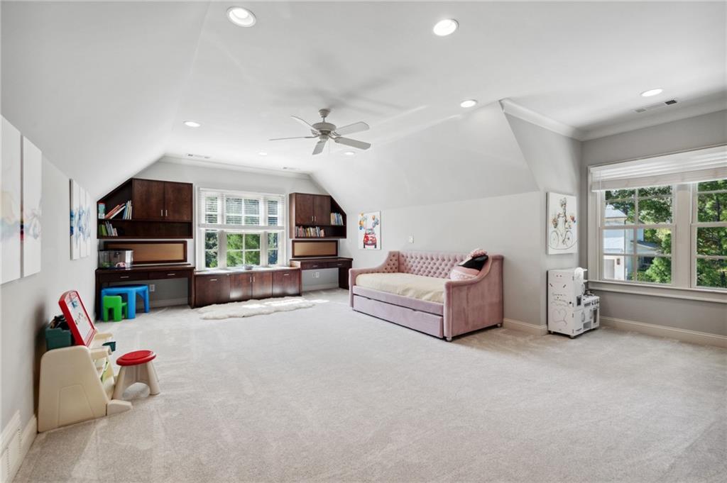 4141 Valley Creek Drive SE