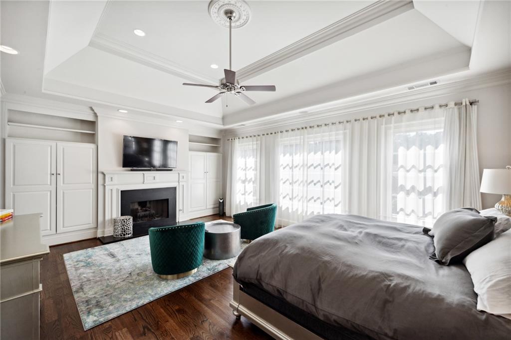 4141 Valley Creek Drive SE