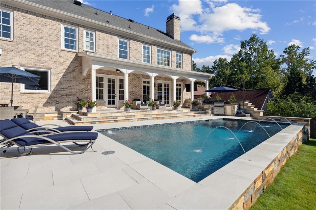 4141 Valley Creek Drive SE