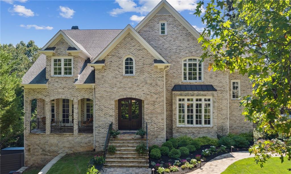 4141 Valley Creek Drive SE