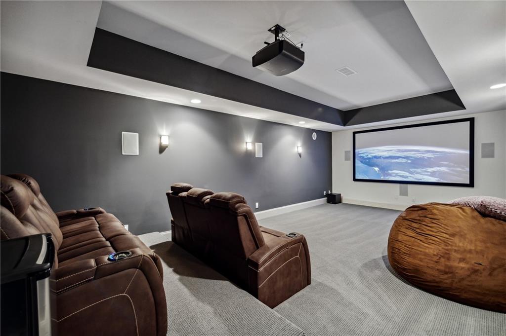 4141 Valley Creek Drive SE