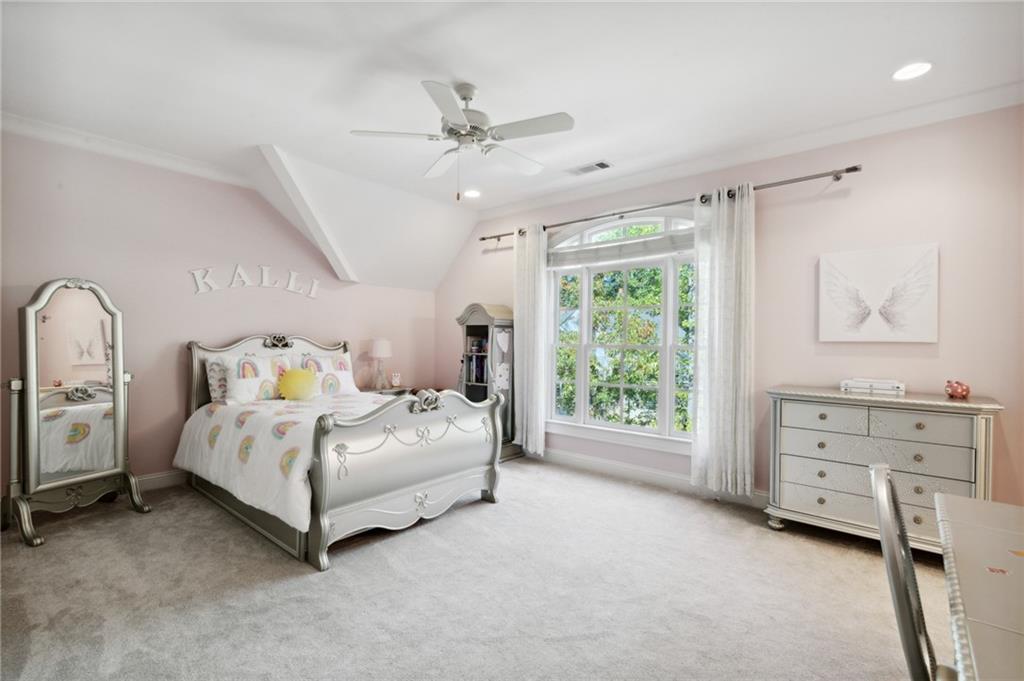 4141 Valley Creek Drive SE