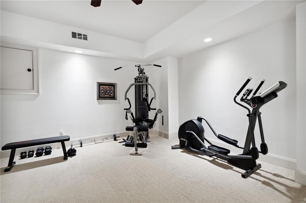 4141 Valley Creek Drive SE