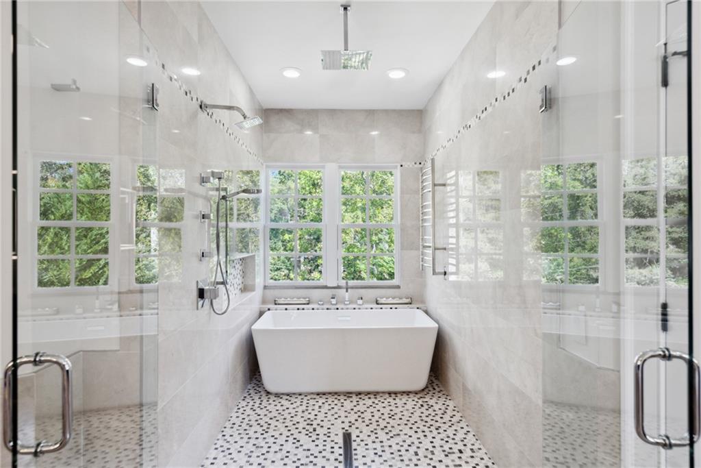 4141 Valley Creek Drive SE