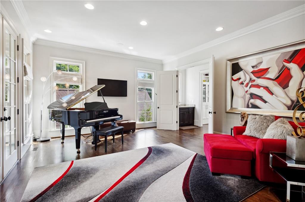 4141 Valley Creek Drive SE