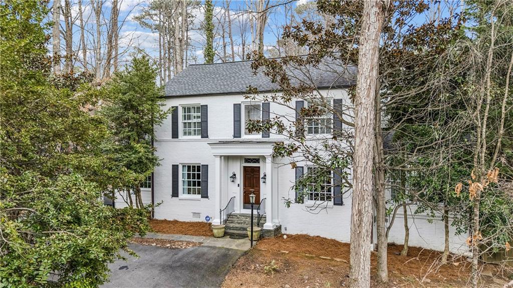 3905 Peachtree Dunwoody Road NE