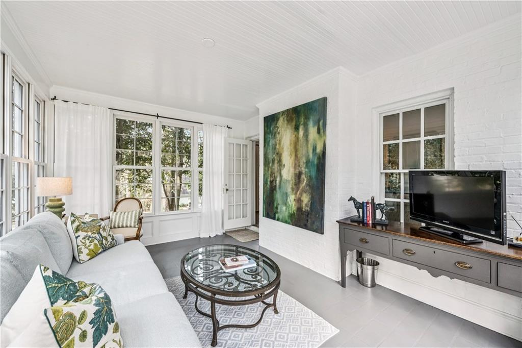 3905 Peachtree Dunwoody Road NE