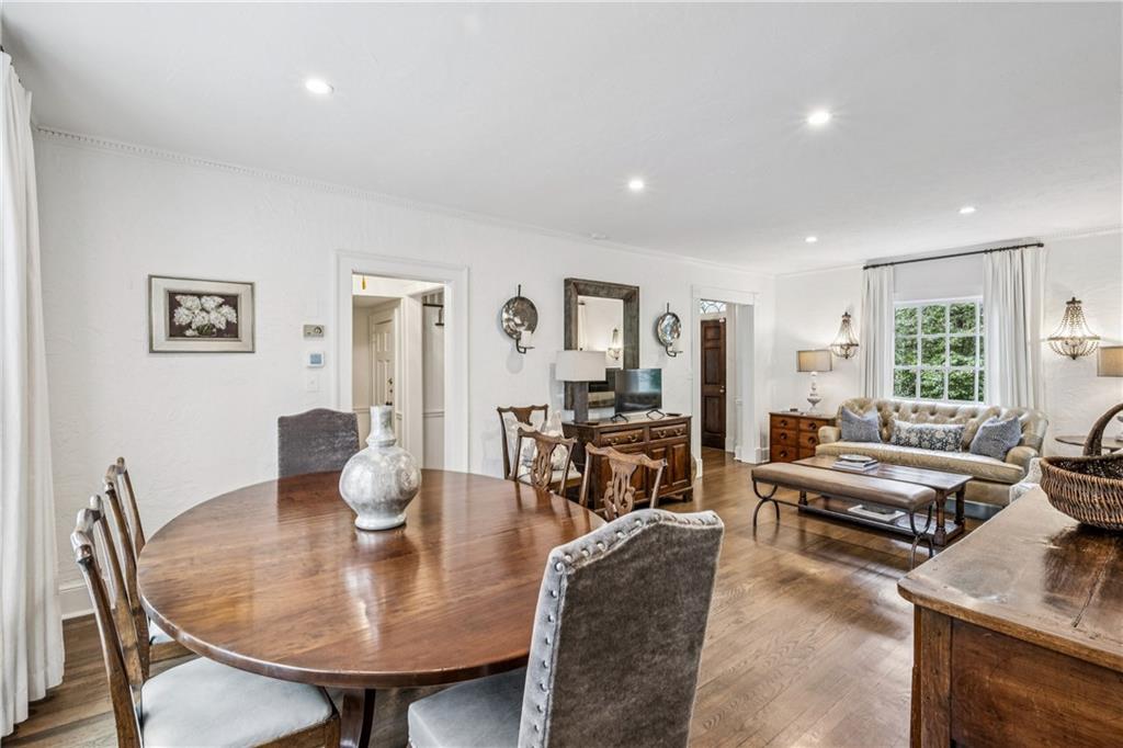 3905 Peachtree Dunwoody Road NE