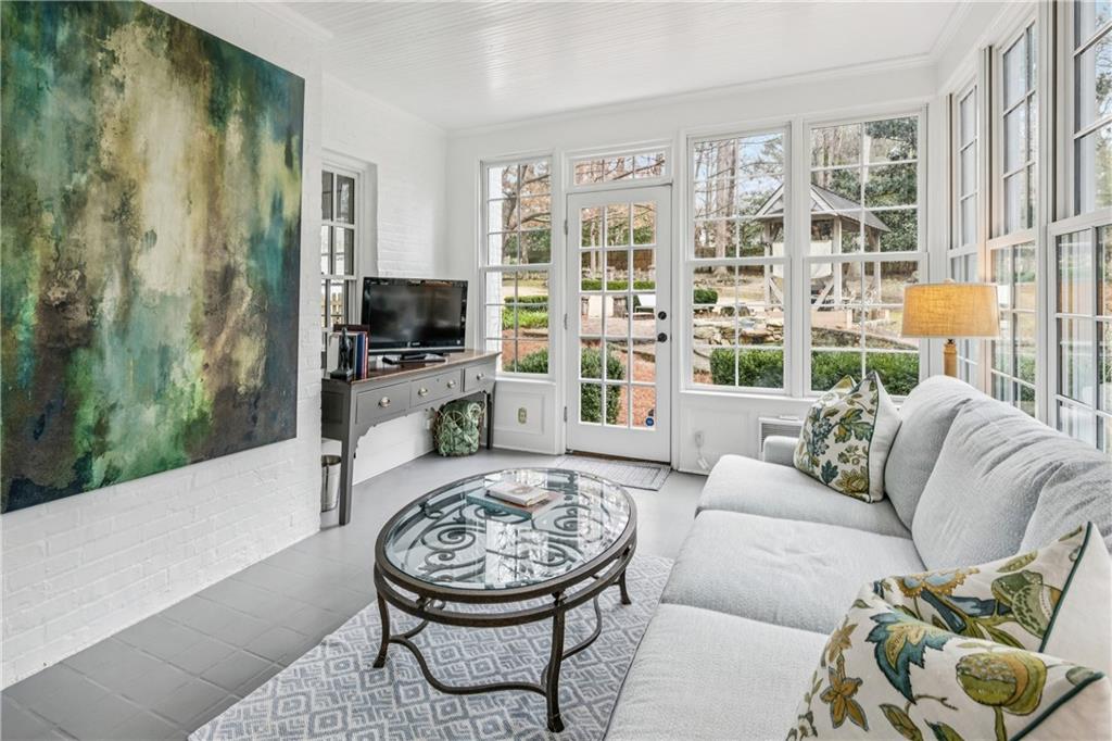 3905 Peachtree Dunwoody Road NE