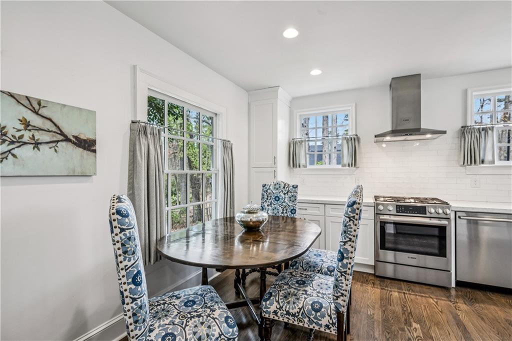 3905 Peachtree Dunwoody Road NE