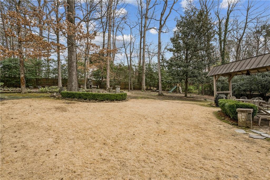 3905 Peachtree Dunwoody Road NE