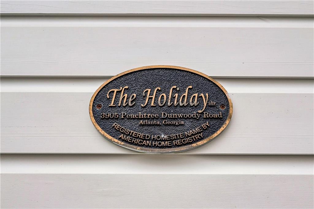 3905 Peachtree Dunwoody Road NE