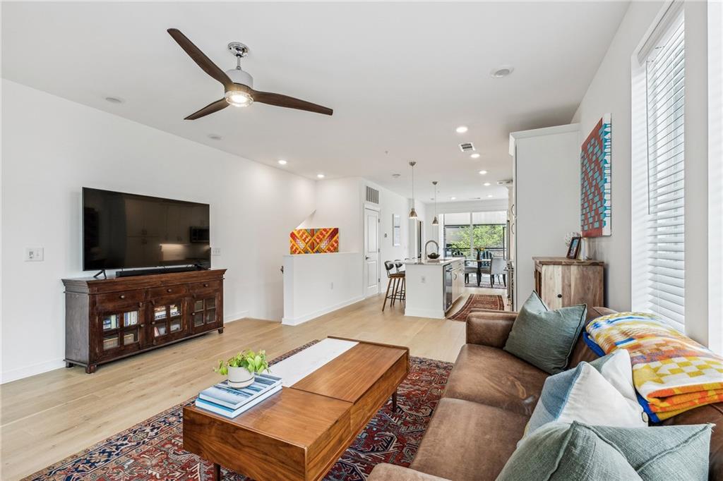 399 Pratt Drive SE Unit 901