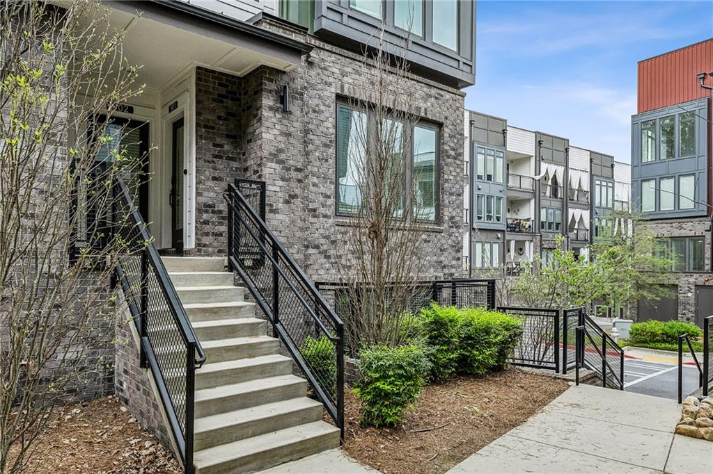 399 Pratt Drive SE Unit 901