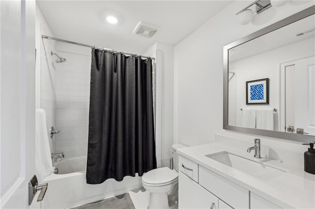 399 Pratt Drive SE Unit 901