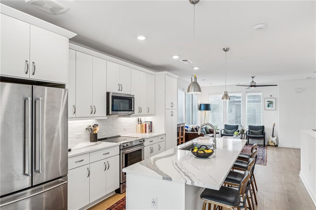 399 Pratt Drive SE Unit 901