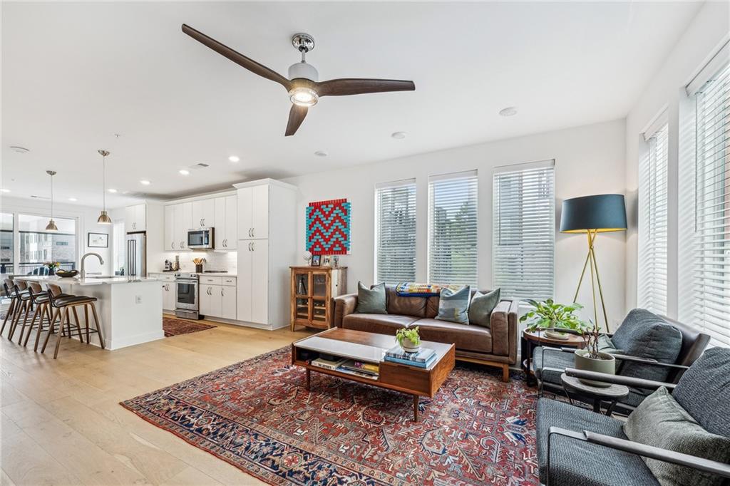 399 Pratt Drive SE Unit 901