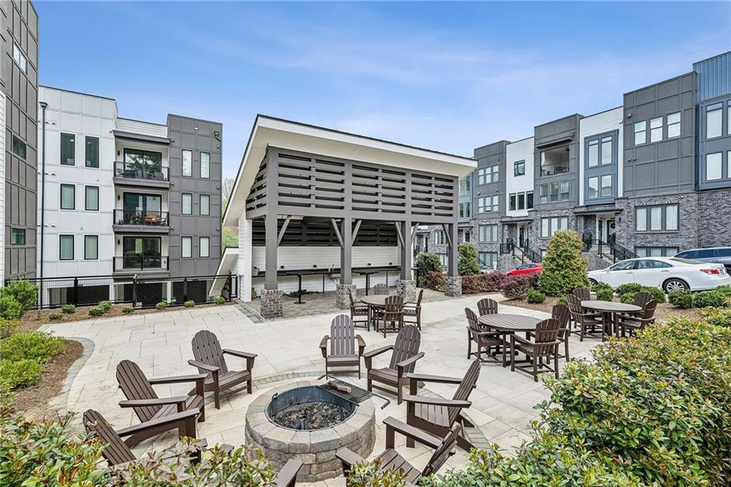 399 Pratt Drive SE Unit 901