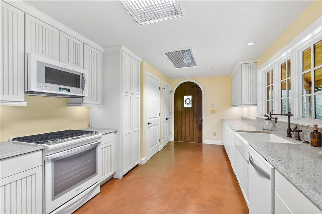 4824 Northside Drive