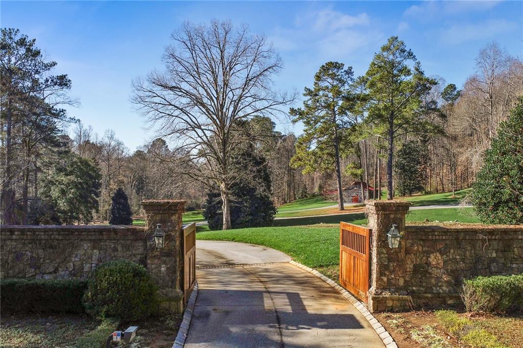 4824 Northside Drive