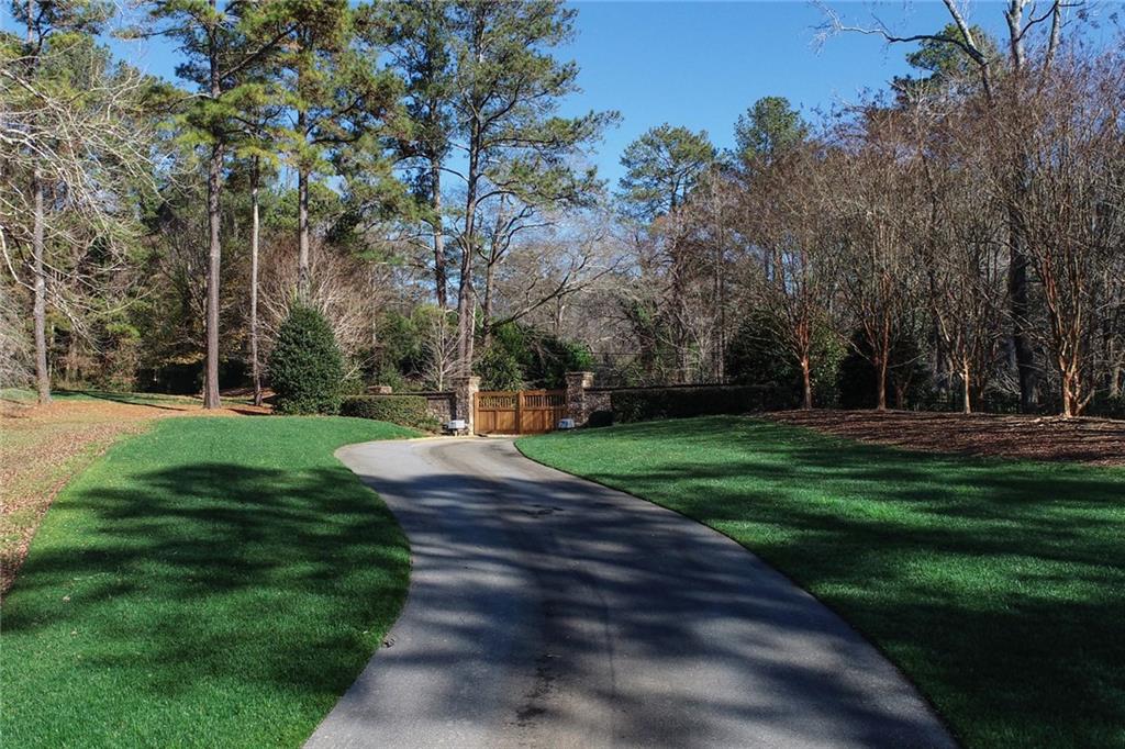 4824 Northside Drive