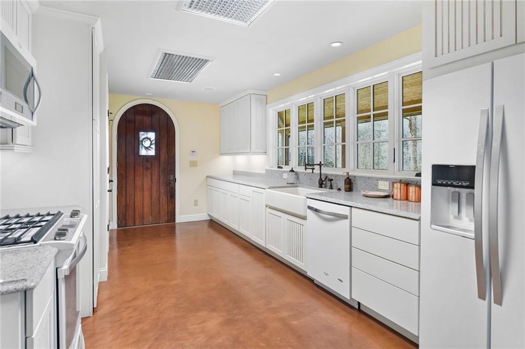 4824 Northside Drive